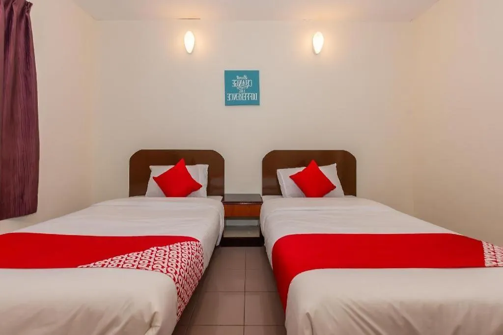 Oyo 90893 Hotel 68 Kampung Lapan Malacca