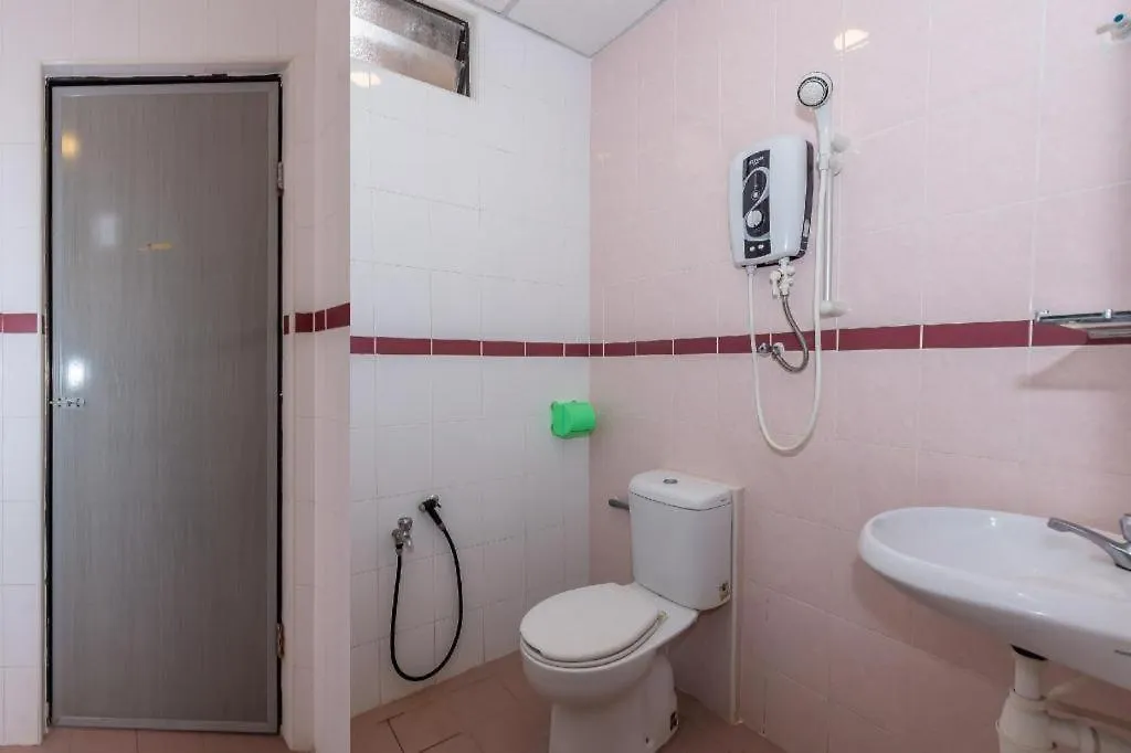 Oyo 90893 Hotel 68 Kampung Lapan Malacca