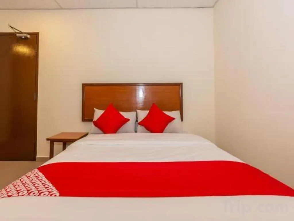 Oyo 90893 Hotel 68 Kampung Lapan Malacca 2*,  Malaysia