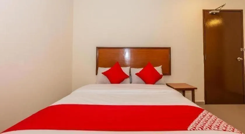 Oyo 90893 Hotel 68 Kampung Lapan Malacca